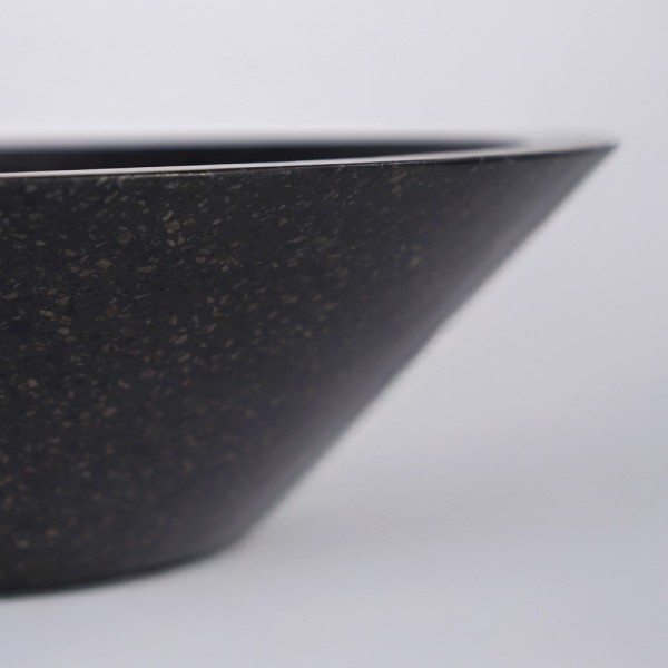 Konisches Waschbecken aus schwarzem Terrazzo 45 cm x 45 cm - Mohini