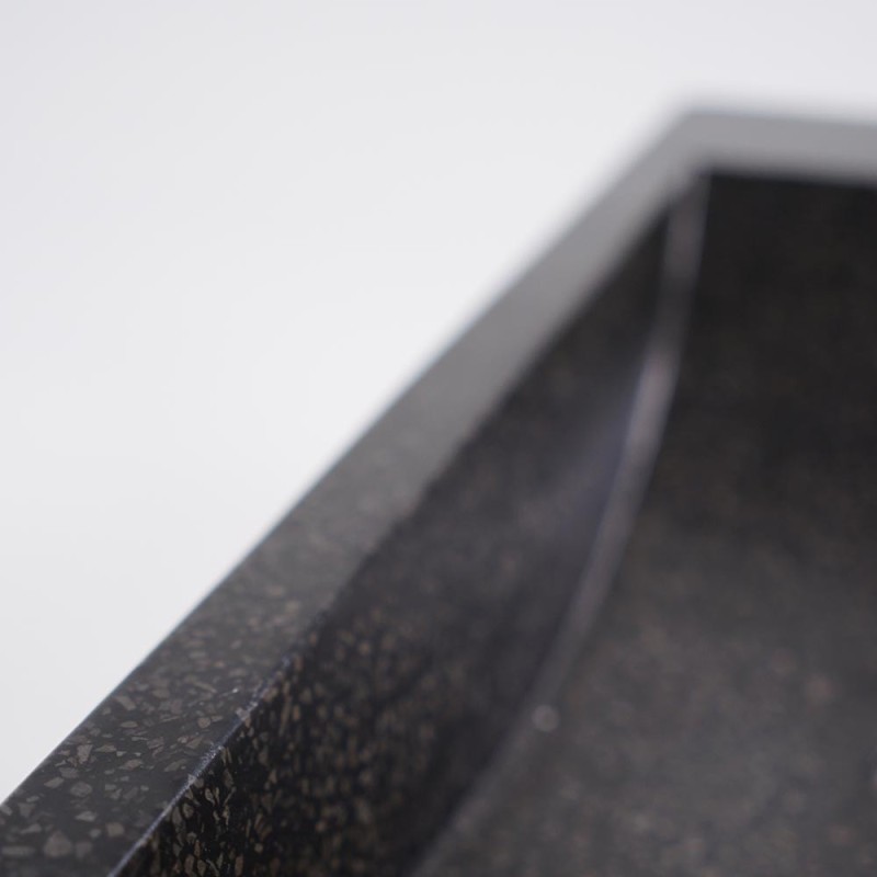 Hängendes Handwaschbecken aus massivem Teakholz und Waschbecken aus schwarzem Terrazzo - Nila