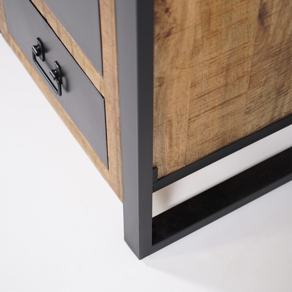 Industrial Sideboard aus Massivholz mit 2 Türen und 3 Schubladen aus schwarzem Metall 150 cm - Kansas