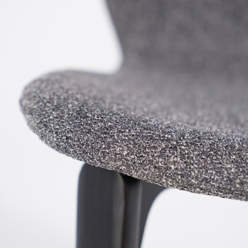 Esszimmerstuhl mit grauem Bouclé-Stoff und schwarzen Eschenholzpeids - Paragon
