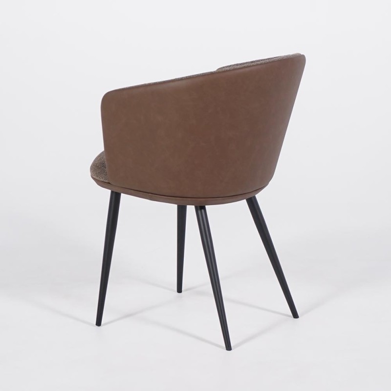 Esszimmerstuhl aus braunem Bouclestoff, braunem Kunstleder – Hey