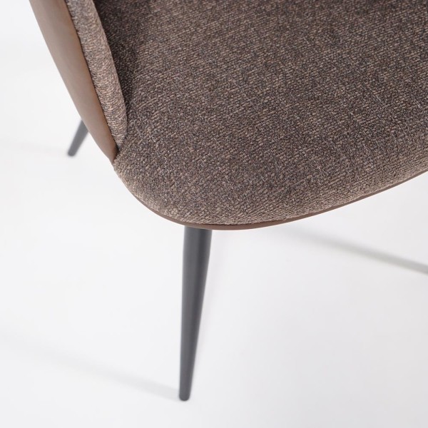 Esszimmerstuhl aus braunem Bouclestoff, braunem Kunstleder – Hey