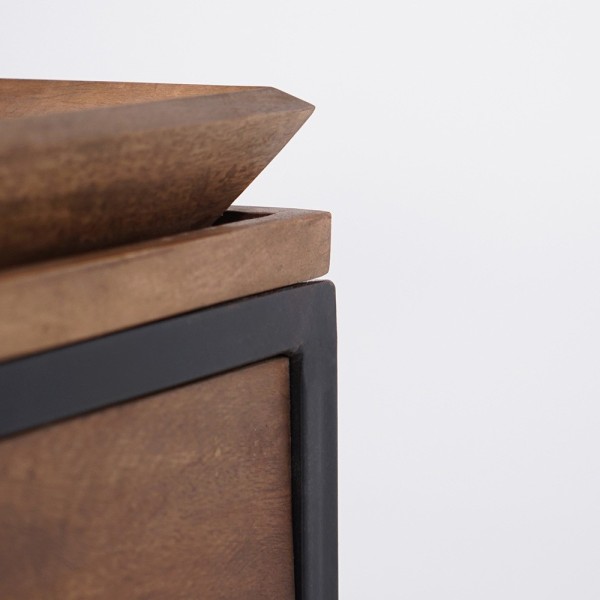 Couchtisch aus Naturholz und Metallbeinen - Modula