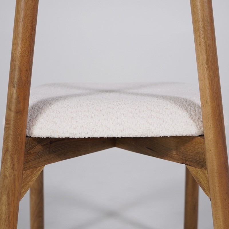 Stuhl aus Holz und weißem Bouclé-Stoff - Alba