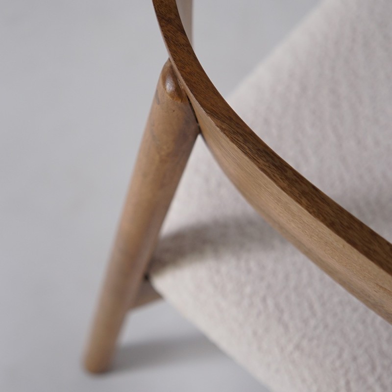 Stuhl aus Holz und weißem Bouclé-Stoff - Alba