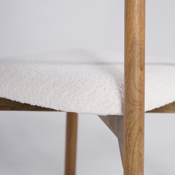 Stuhl aus Holz und weißem Bouclé-Stoff - Alba