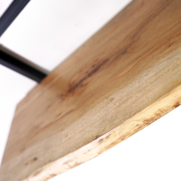 Wandregal 70 cm mit massiver Holzablage und natürlicher Baumkante