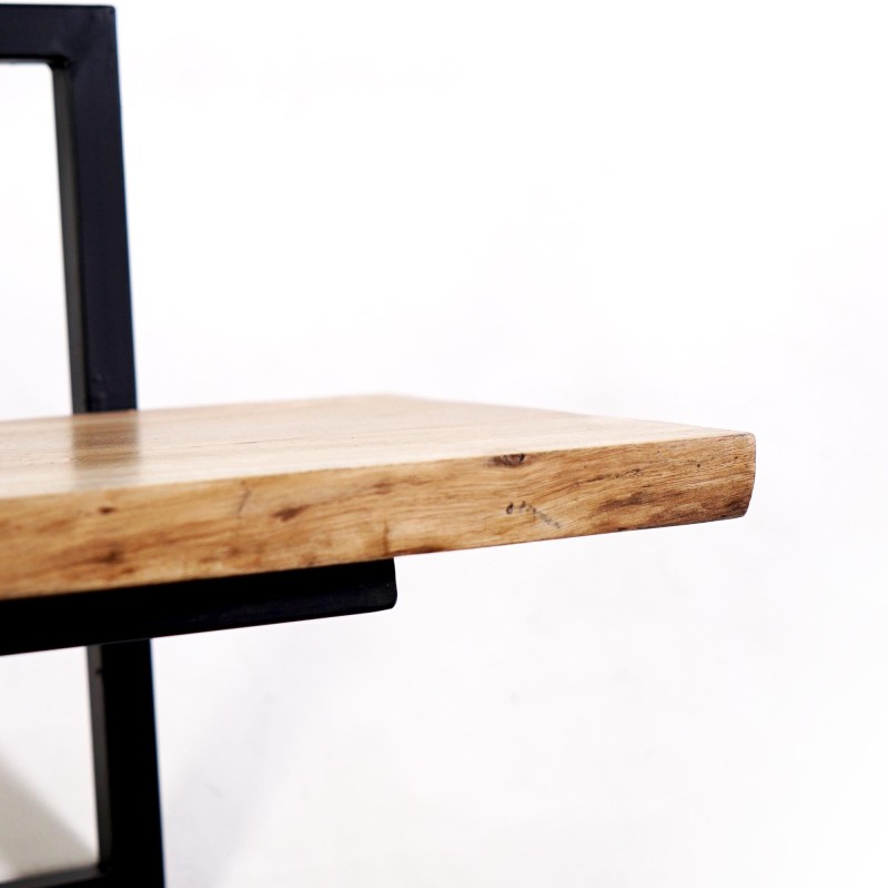 Wandregal 70 cm mit massiver Holzablage und natürlicher Baumkante