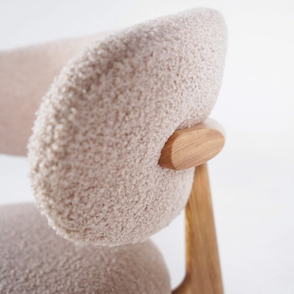 Stuhl aus massiver Eiche und beigem Stoff – Lunna