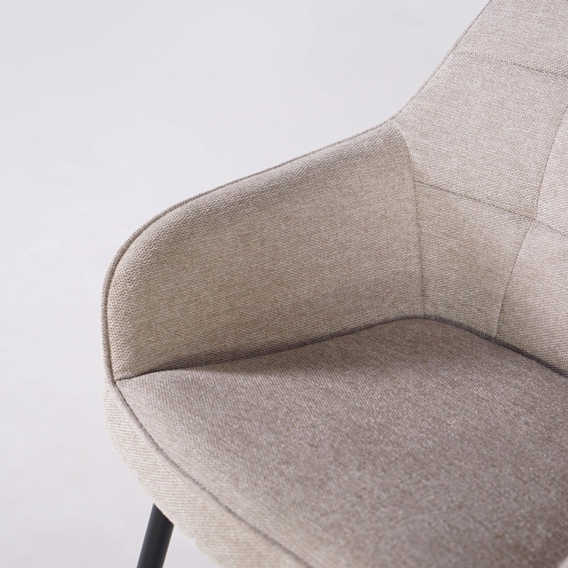 Esszimmerstuhl aus sandfarbenem Stoff – Nolan Square