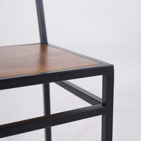 Stuhl aus Holz und Metall - Jen