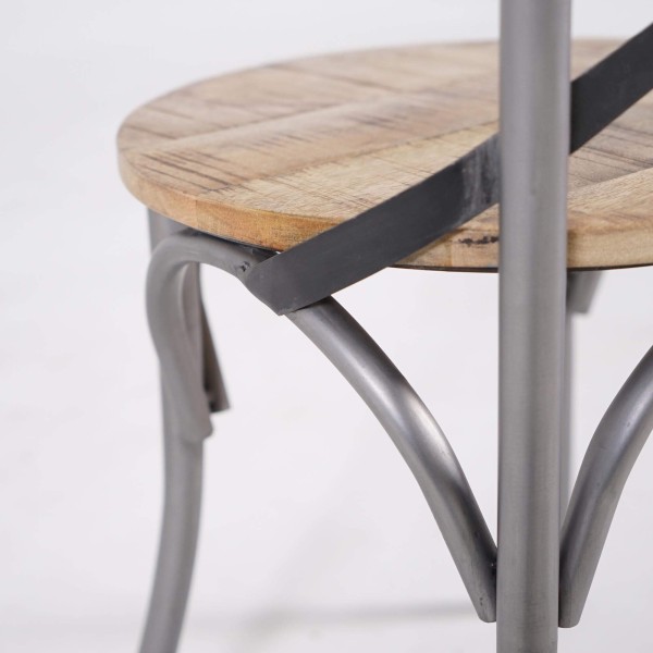 Bistrostuhl aus Holz und Metall