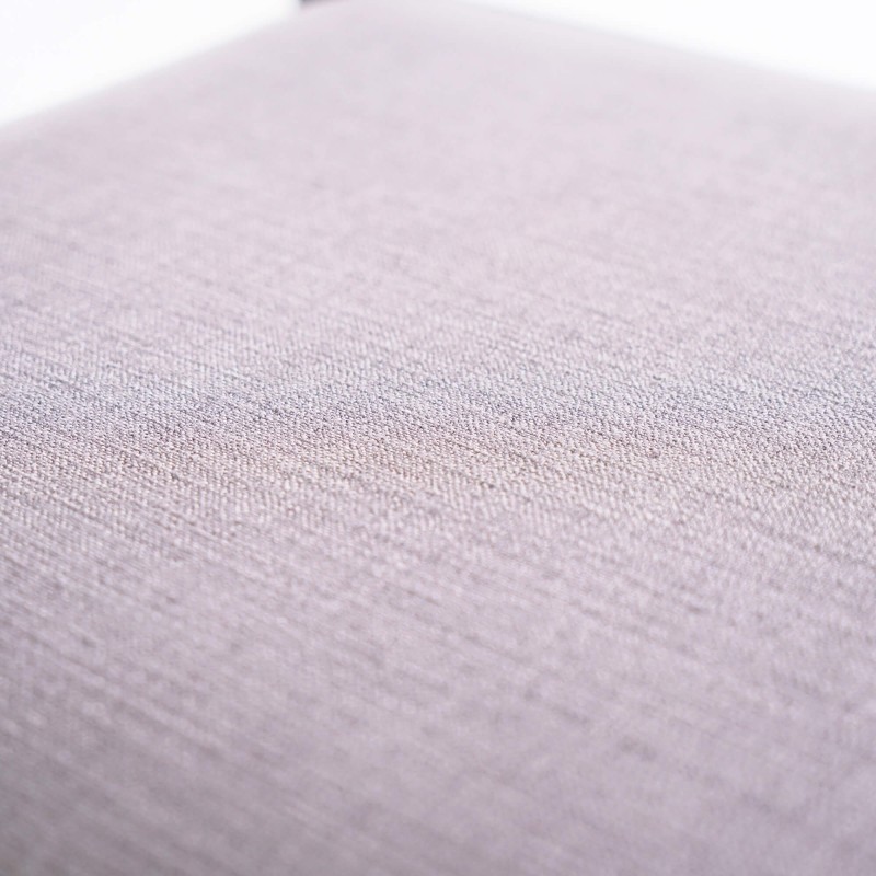 Stuhl aus Naturholz und grauem Stoff - Elegance