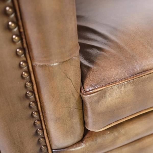Kapitoniertes 2-Sitzer-Sofa aus Büffelleder Chesterfield – Charles
