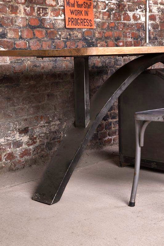 Skandinavisch inspirierter Industrieschreibtisch