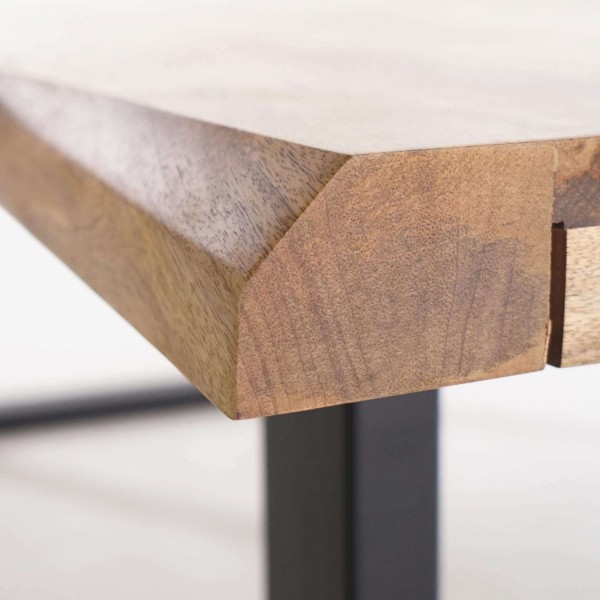 Esstisch Massivholz mit Metallbeinen - Rustik