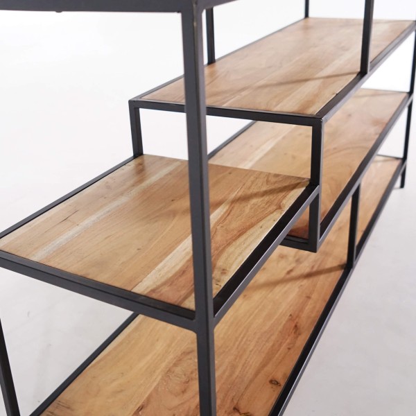 Industrielles Regal aus schwarzem Metall und naturbelassenem Holz 140 x 77 - Element
