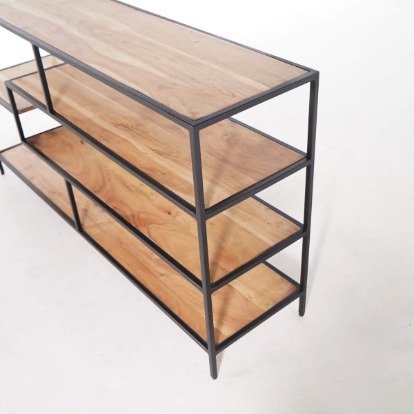 Industrielles Regal aus schwarzem Metall und naturbelassenem Holz 140 x 77 - Element