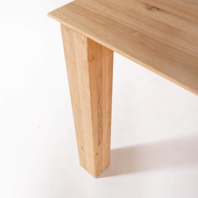 Esstisch aus Eichenholz 200 x 100 cm mit zwei Verlängerungsplatten à 50 cm