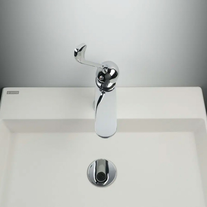 Universeller runder Klick-Klack-Waschtischablauf mit Metallmanschette, chrom