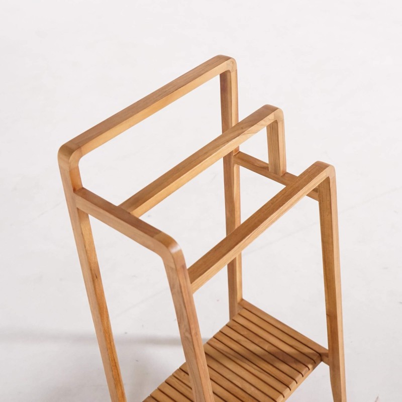 Handtuchhalter fürs Badezimmer aus massivem Teakholz – Devika