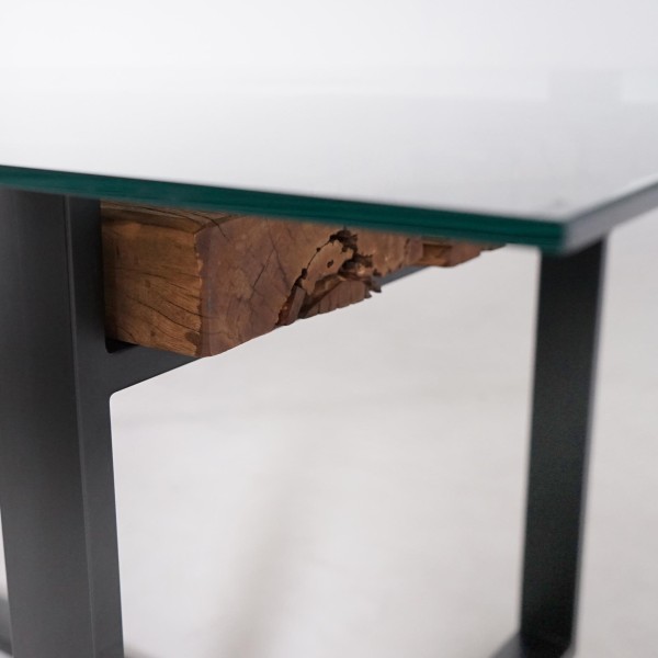 Rechteckiger Esstisch aus Glas mit Eisenbahnschwellen – Railwood