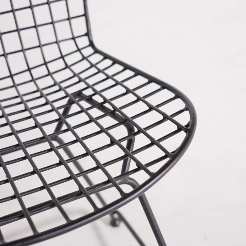 Stuhl aus Metall im Industriestil – Wire