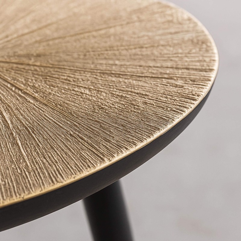 2er-Set Couchtische aus goldfarbenem Metall – Nesso