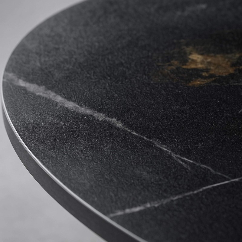 Set aus 2 organisch geformten Keramik-Couchtischen