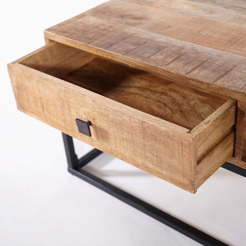 Couchtisch aus massivem Mangoholz mit Metallgestell