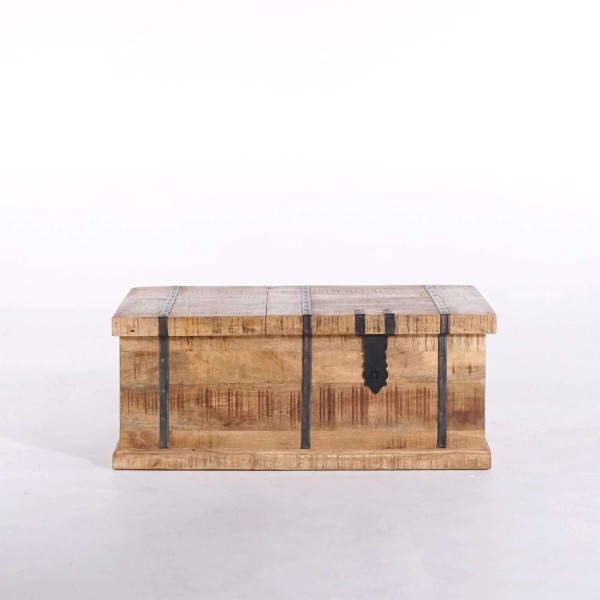 Wohnzimmertisch mit Stauraum aus Massivholz