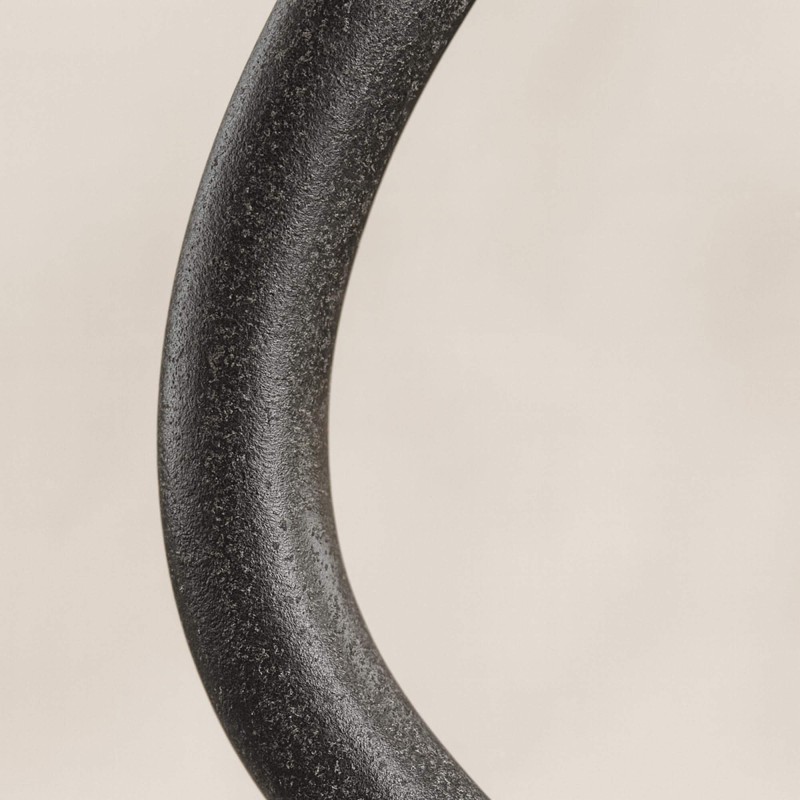 Design-Stehlampe aus schwarzem Metall – Solin