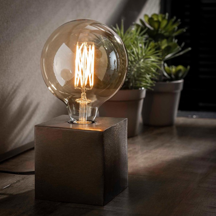 Industrielle Tischlampe aus Metall – Luma