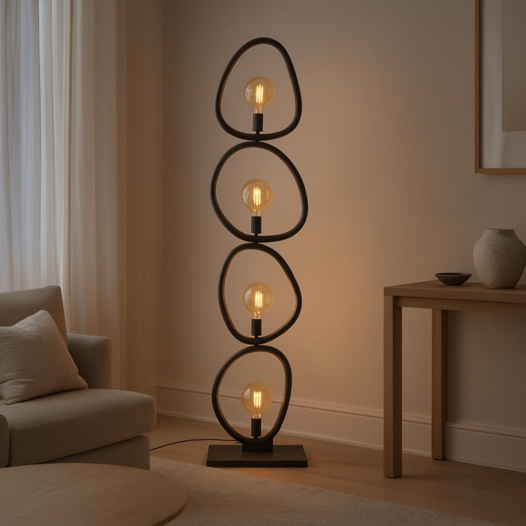 Design-Stehlampe aus schwarzem Metall – Solin