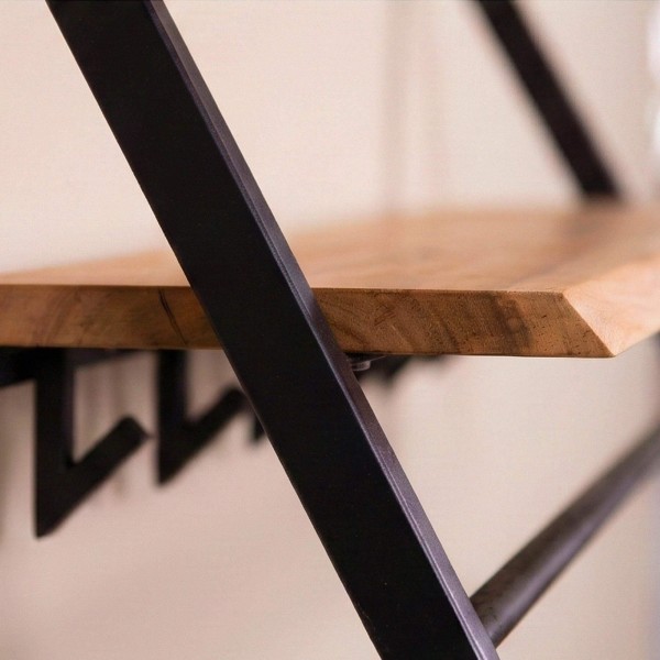 Wandgarderobe aus Metall mit Ablage aus Massivholz – Lean