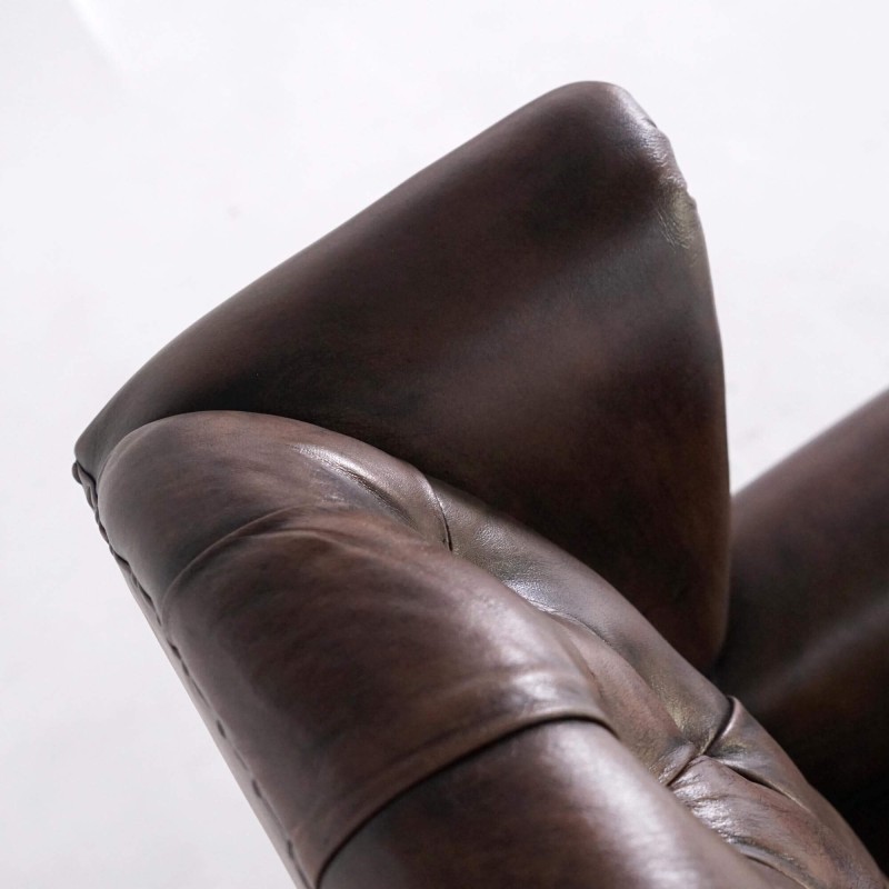 Englischer Ohrenbackensessel aus dunkelbraunem Leder – George