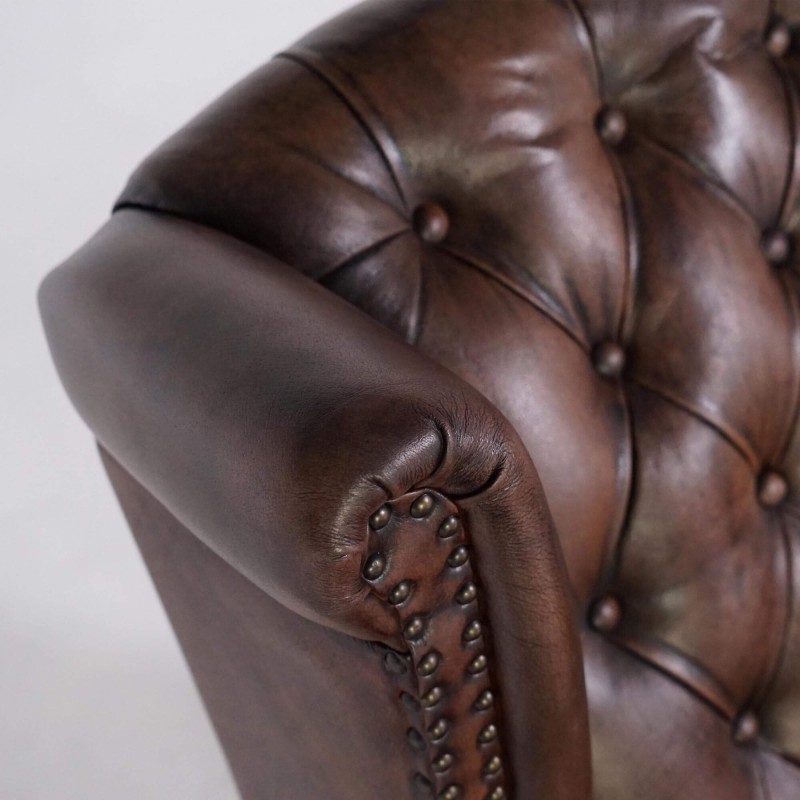 Englischer Ohrenbackensessel aus dunkelbraunem Leder – George