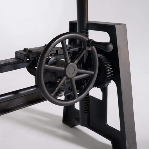 Industrieller höhenverstellbarer Esstisch 220 cm