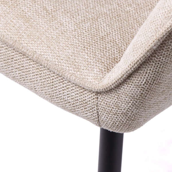 Esszimmerstuhl aus sandfarbenem Stoff – Nolan Stripe