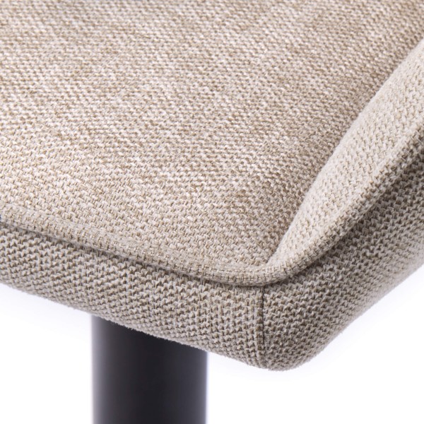 Esszimmerstuhl aus sandfarbenem Stoff – Nolan Stripe