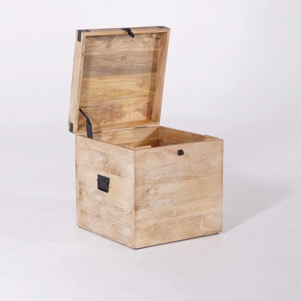 Aufbewahrungstruhe aus Naturholz - Haven