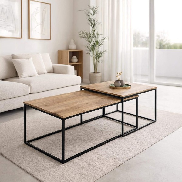 Satztische mit Tischplatte aus Massivholz und Metallgestell