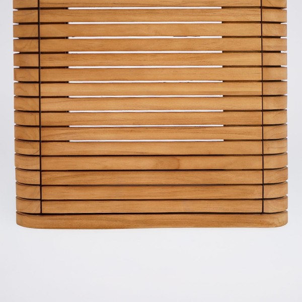 Hängendes Badmöbel aus Teakholz - Lattis