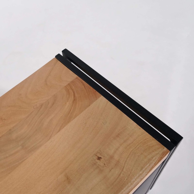 TV Lowboard aus Massivholz und Metall - Liverpool