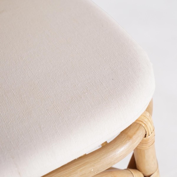 Stuhl aus natürlichem Rattan mit beigem Kissen - Louna