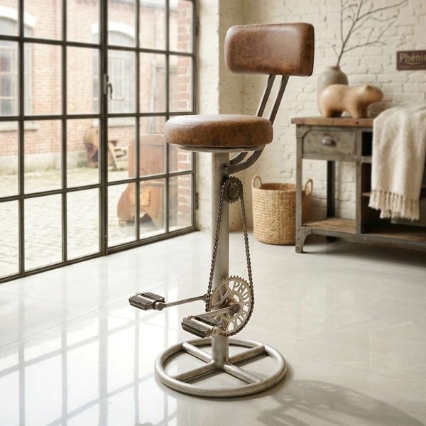Pedal-Barhocker mit Rückenlehne