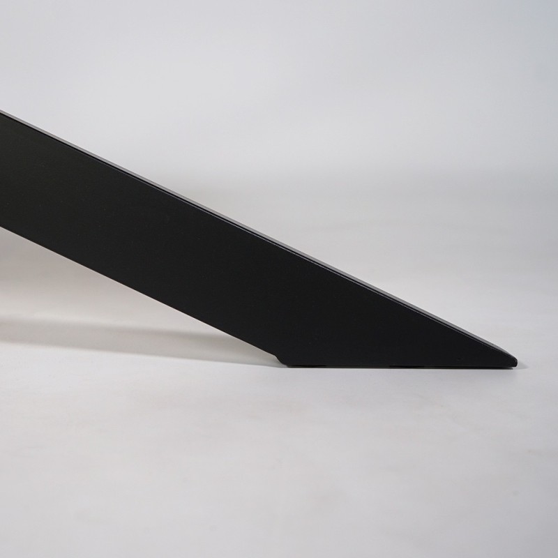 Esstisch aus Massivholz mit Mikado-Metallgestell und natürlicher Baumkante 200 cm