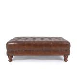 Gepolsterter Fußhocker mit Knopfheftung aus echtem braunem Leder