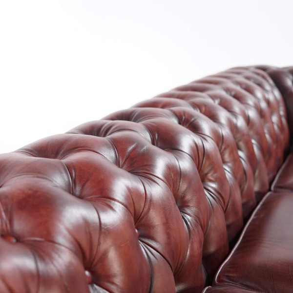 Chesterfield-Sofa aus bordeauxfarbenem Echtleder, 3-Sitzer - Edward