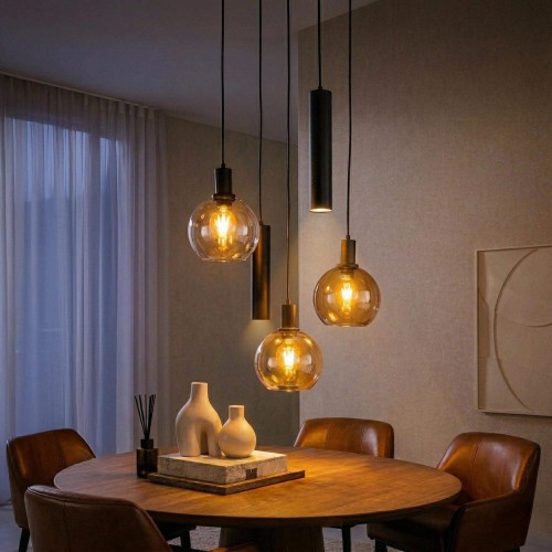 Pendelleuchte mit Glasschirm und schwarzem Metall - Sfera